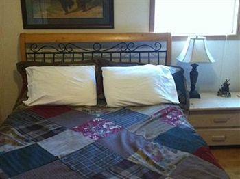 Mckenzie River Mountain Resort ซิสเตอร์ส ภายนอก รูปภาพ