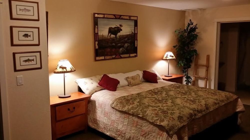 Mckenzie River Mountain Resort ซิสเตอร์ส ภายนอก รูปภาพ